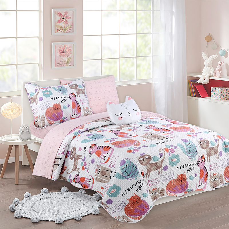 Girl cartoon comforter