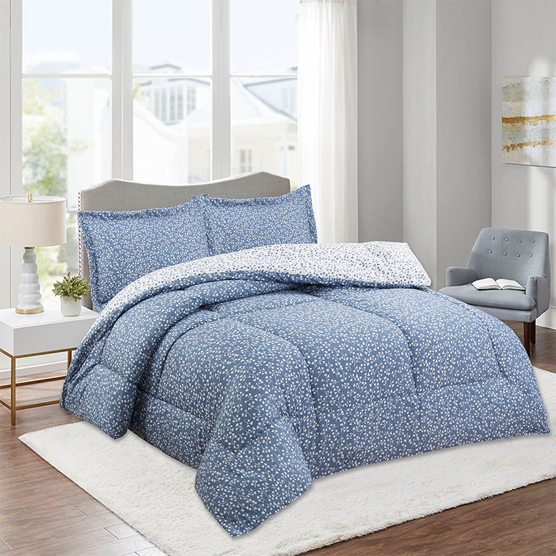 Soft washable microfiber winter comforter