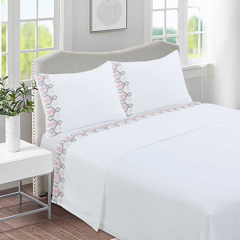 Embroidery bedding set