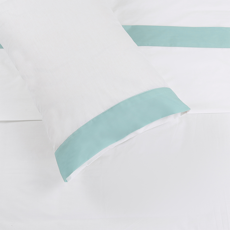 Plain bedding set